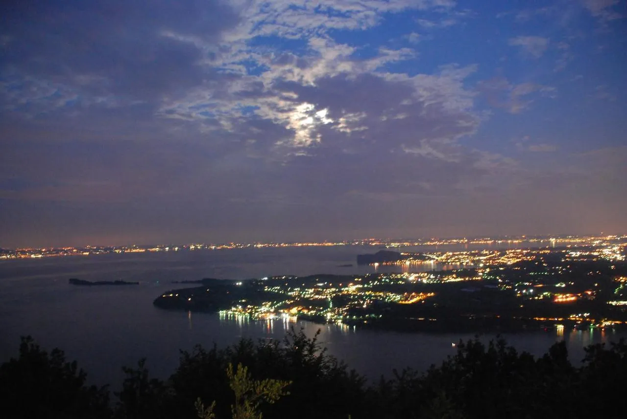 Villa Luna Stunning Modern Villa Shared Infinity Pool, Big Garden, Fantastic Lake View,Ac, Salò