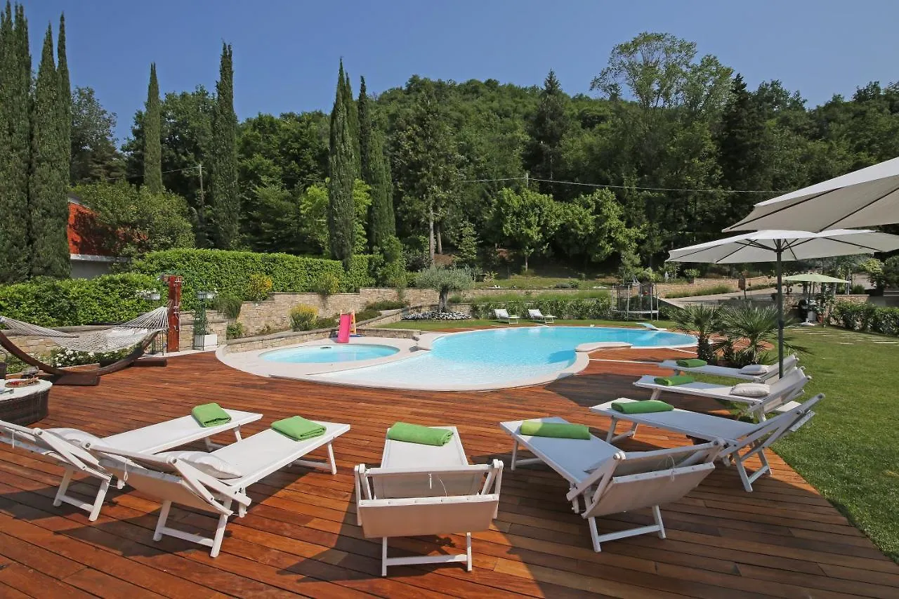 Prázdninový dům Villa Luna Stunning Modern Villa Shared Infinity Pool, Big Garden, Fantastic Lake View,Ac, Salò