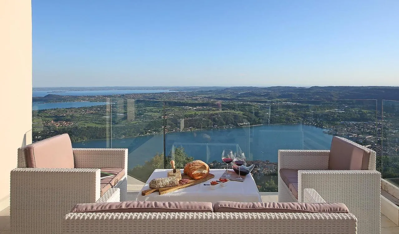Villa Luna Stunning Modern Villa Shared Infinity Pool, Big Garden, Fantastic Lake View,Ac, Salò